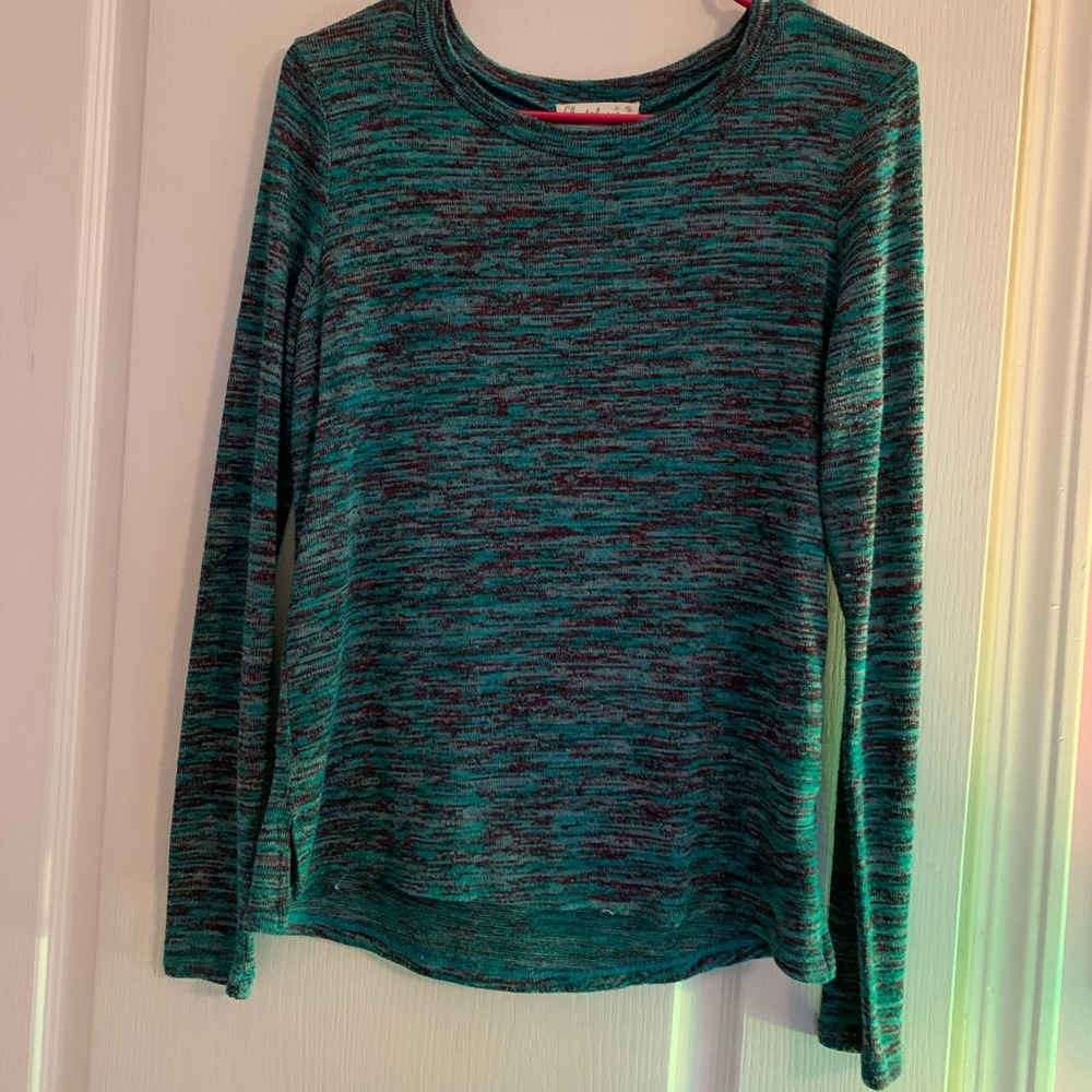 Girl’s / Junior’s Long Sleeve Tee